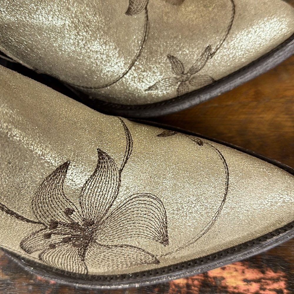 Old Gringo “Flora Loca” golden embroidered boots. New in box! - Picture 7 of 9